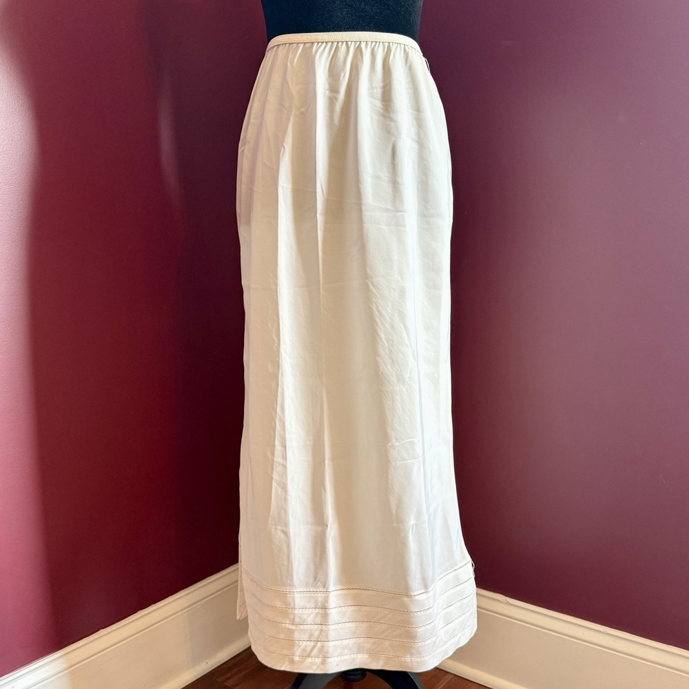VTG Half Slip Maxi 35" LONG Elastic White Slit Saks Fifth Avenue UNIONMADE Sz S